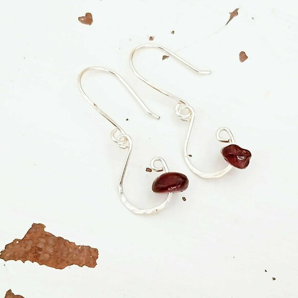 Dainty Garnet Crystal Dangle Earrings, Hammered Gemstone Jewelry 1.5" - Picture 9 of 10